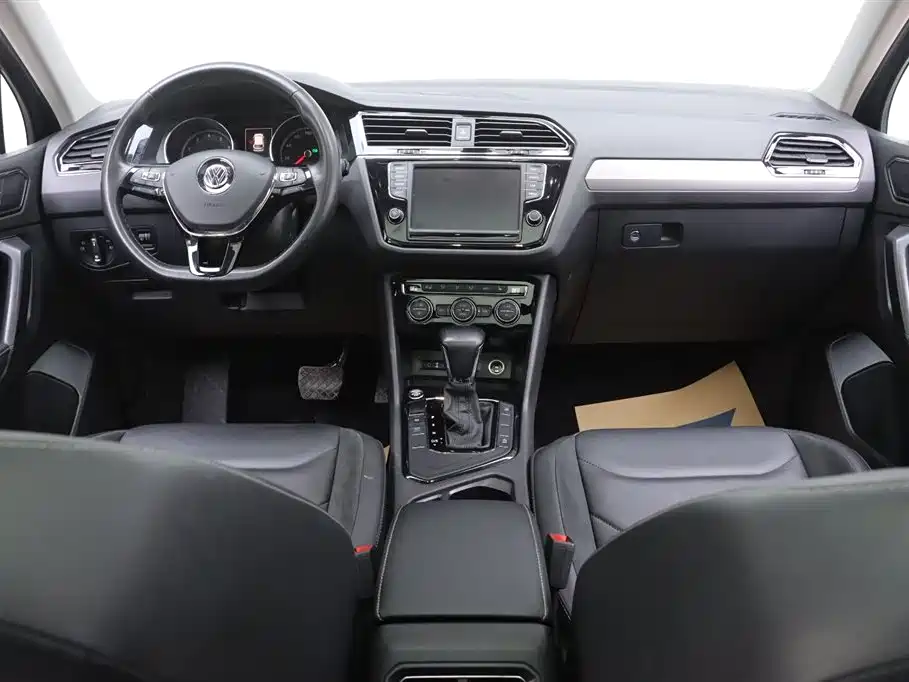 Volkswagen Tiguan L 2018 330TSI Automatic 2WD Luxury Edition фото 23