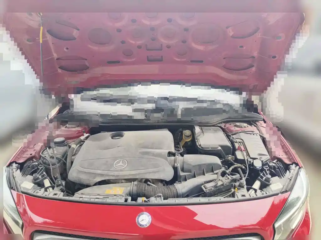 Фото 3 - Mercedes-Benz GLA