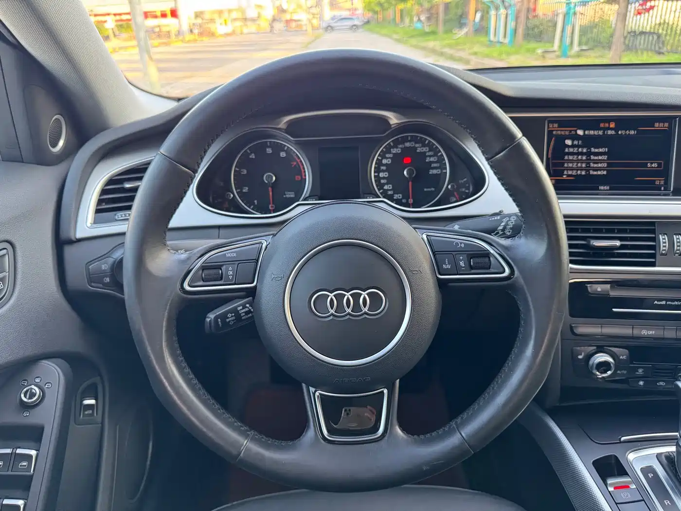Audi A4 (Import) 2016 2014 40 TFSI allroad quattro plus