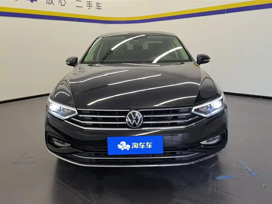 Volkswagen Magotan 2020 280TSI DSG Leading фото 2