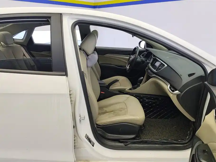 Buick Excelle 2015 15N Automatic Luxury фото 8