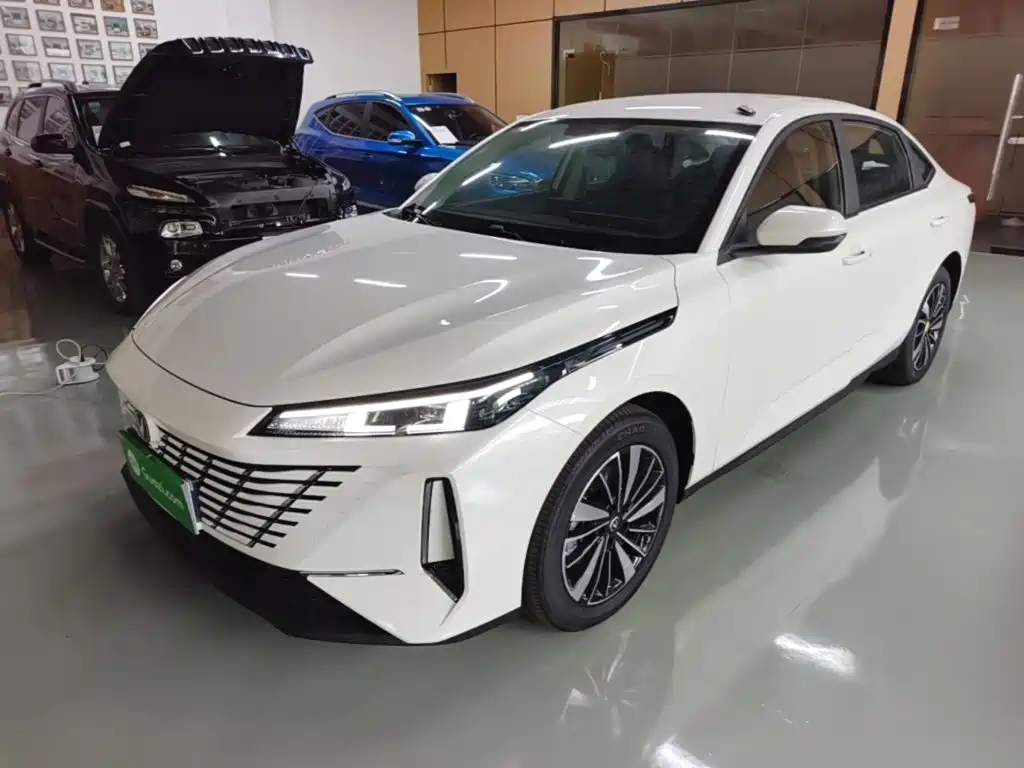 Changan Eado PHEV 2026 2025 Smart New Blue Whale 145KM High-Performance Edition
