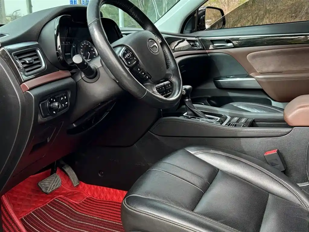 GAC Trumpchi Trumpchi GS8 2017 320T 2WD Luxury Smart Connect (7-seater) фото 11