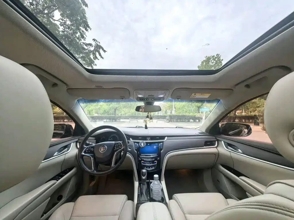 Cadillac XTS 2015 2014 28T Comfort