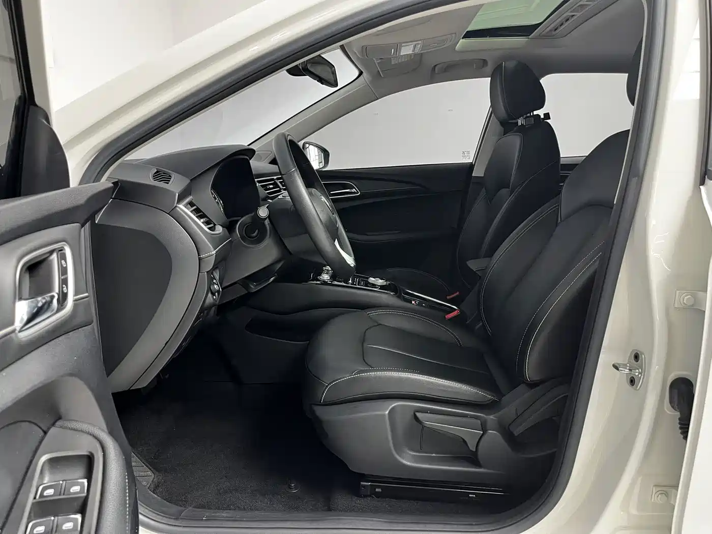 Roewe Ei5 2020 2019 Model Smart Connect Flagship Edition