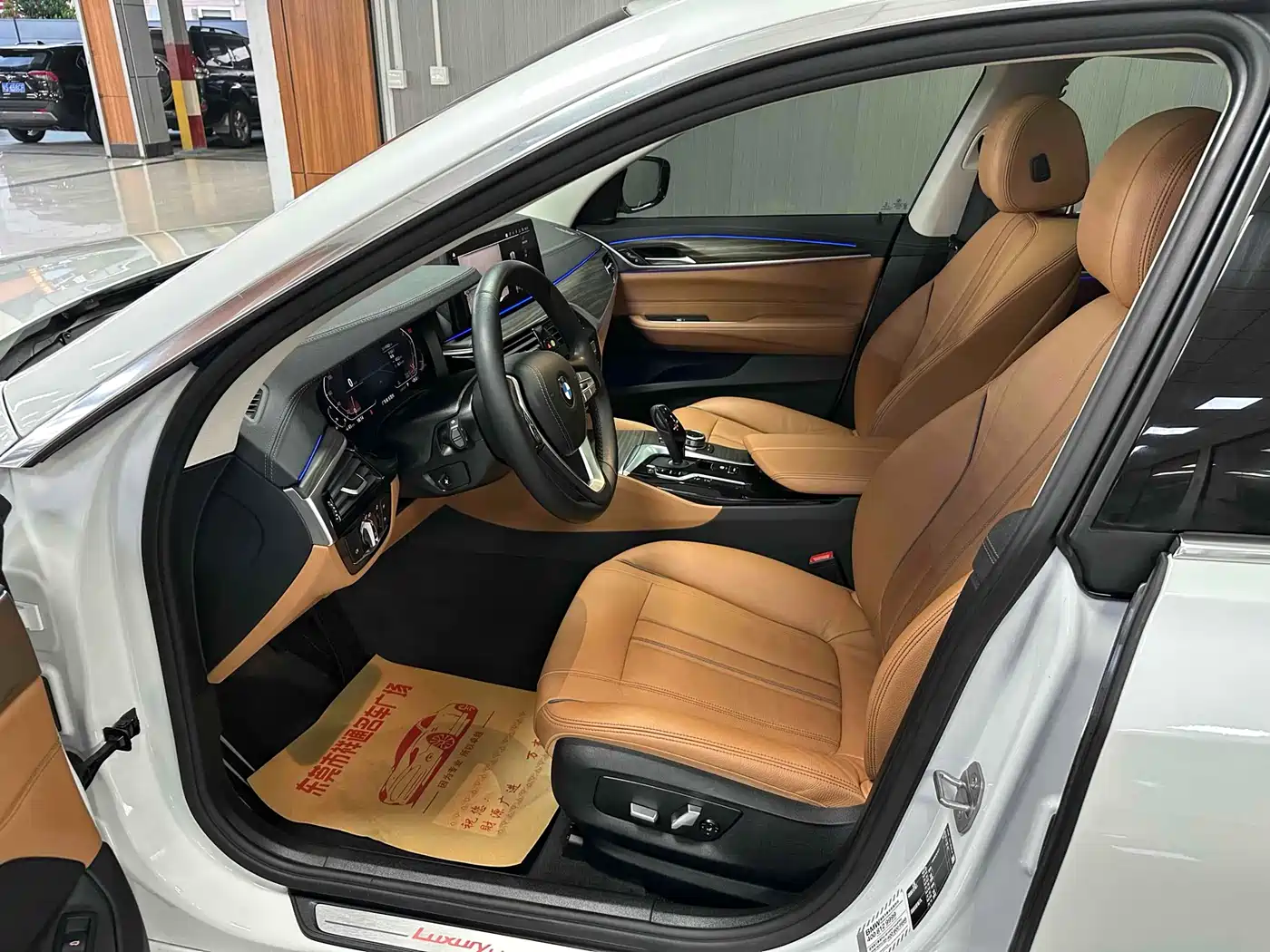 BMW 6 Series GT 2022 Model 630i Luxury Design Package фото 3