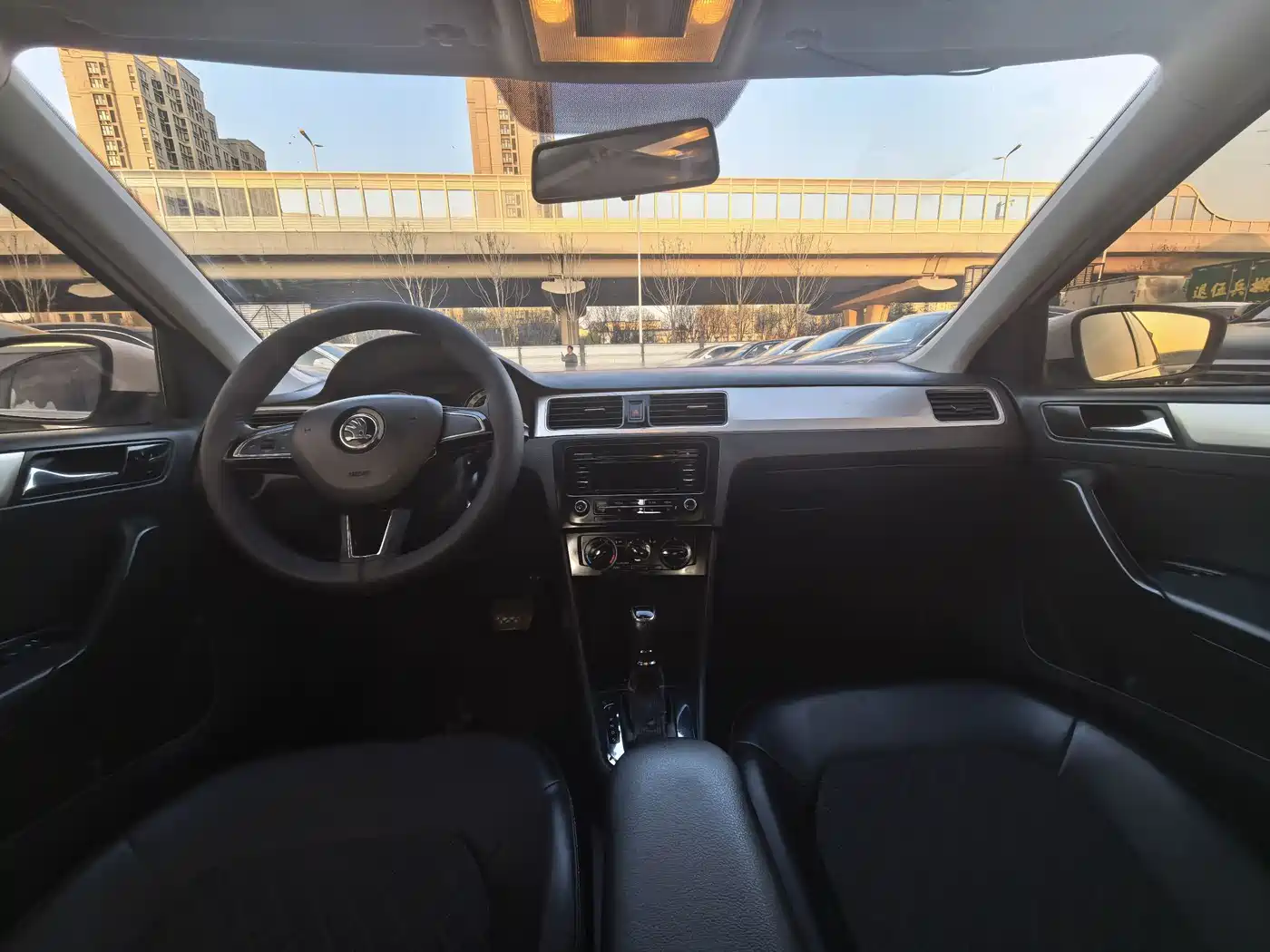 Škoda Rapid 2019 1.5L Automatic Comfort Version China VI фото 4