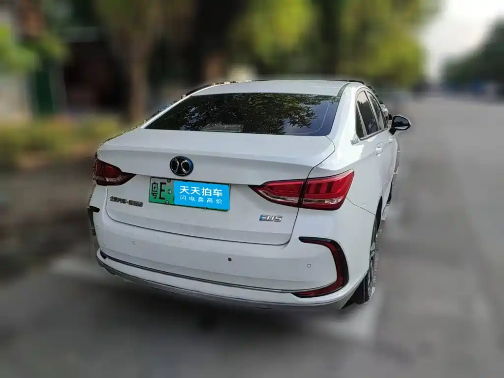 BAIC Beijing EU5 2019 2018 R500 Smart Wind Edition