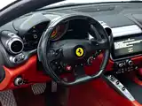 Photo 9 - Ferrari GTC4Lusso