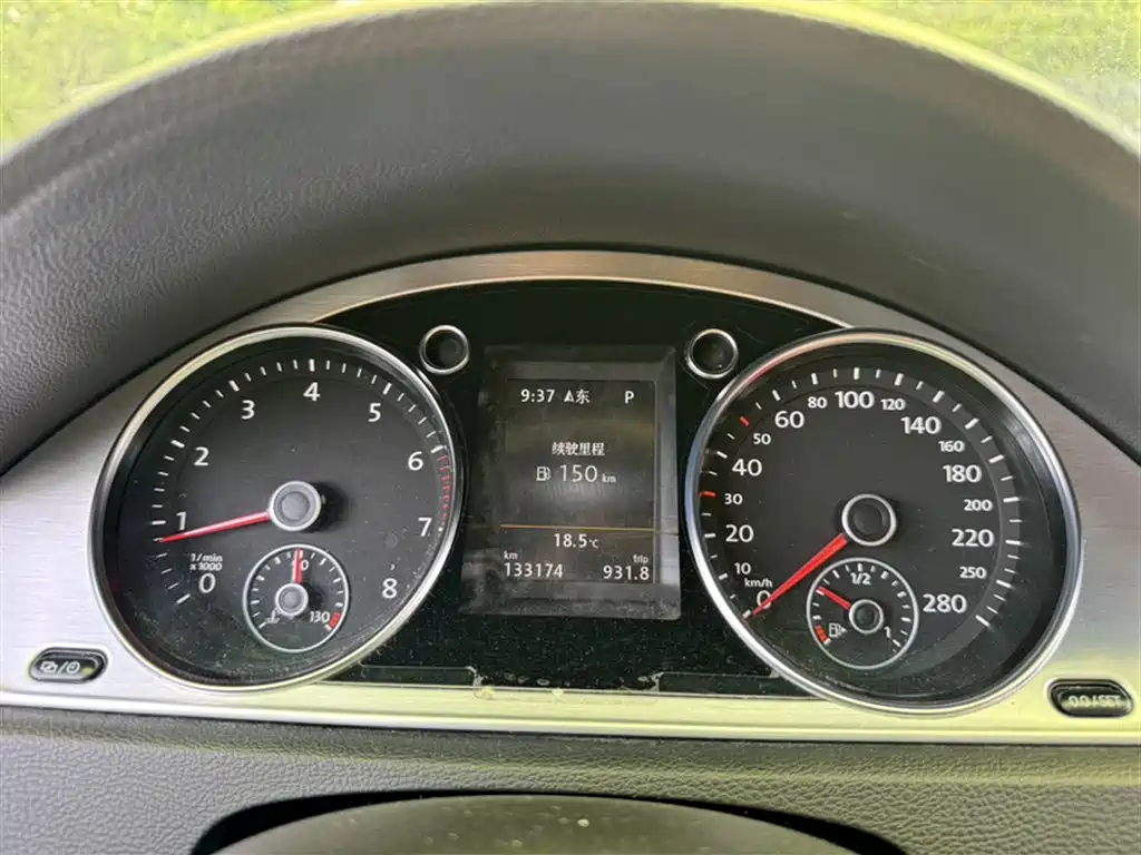 Volkswagen FAW-Volkswagen CC 2016 Model 1.8TSI Luxury фото 9