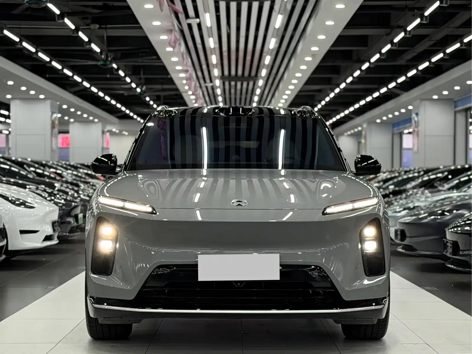 Фото 2 - NIO ES6