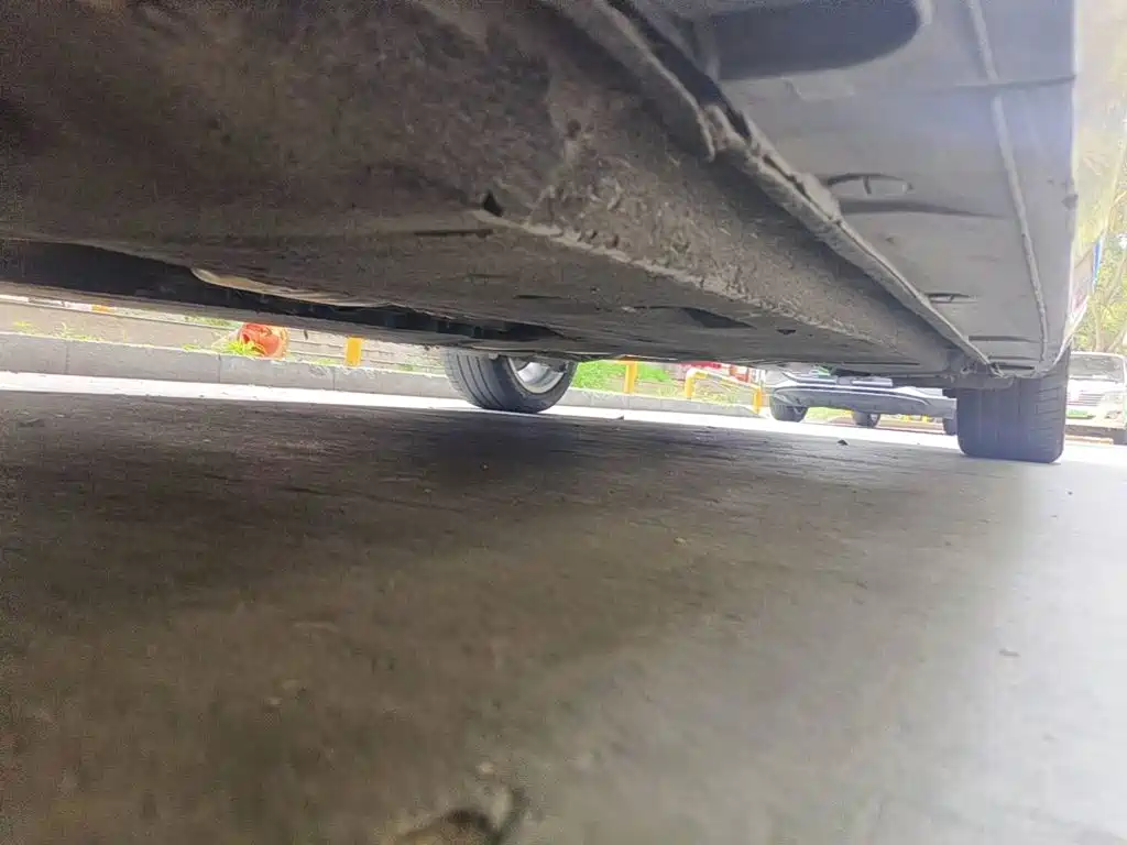 Фото 8 - Audi A6L