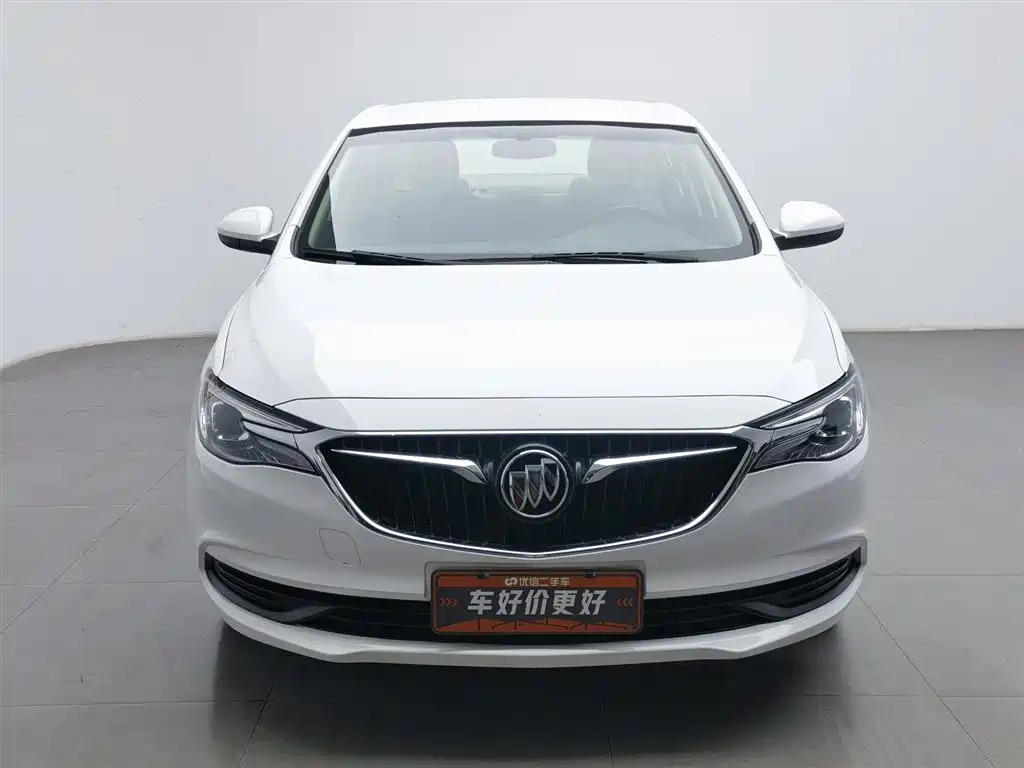 Buick Excelle 2018 15T DCT Progressive (China V) фото 3