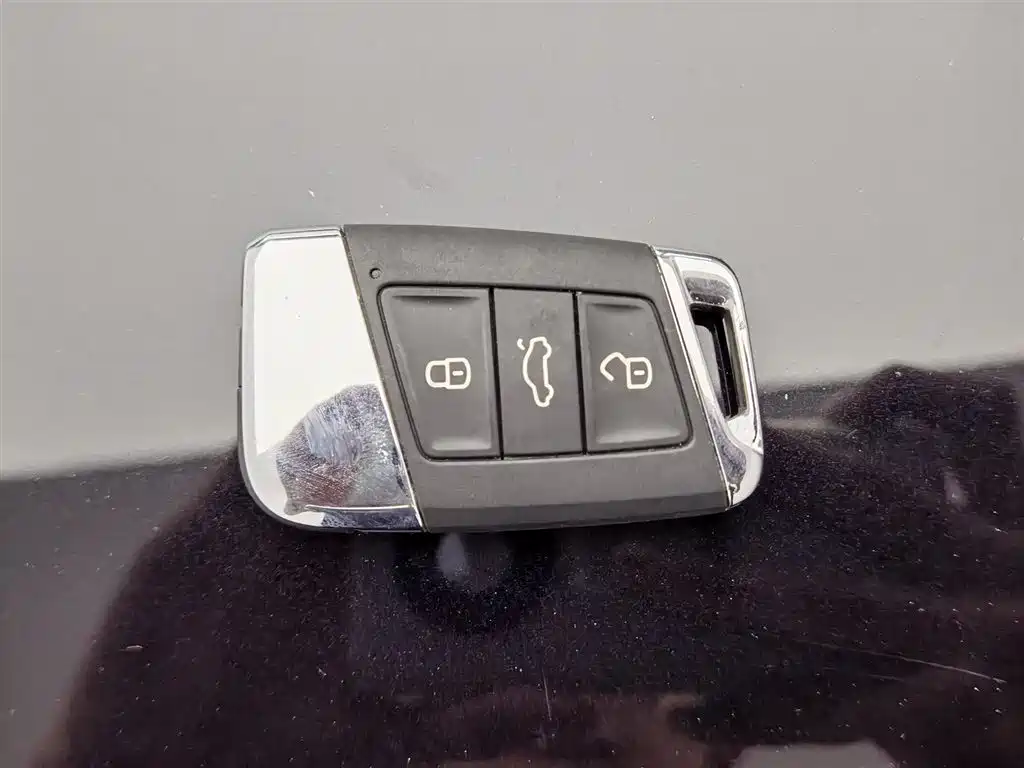 Volkswagen Passat 2019 Model 280TSI Business Edition China VI фото 19