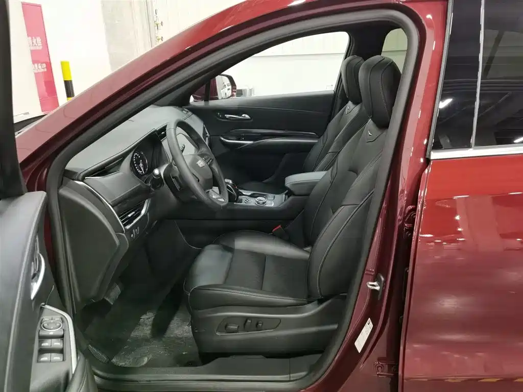 Cadillac XT4 2018 Model 28T 2WD Technology фото 10