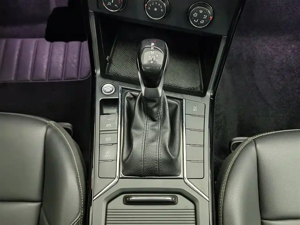 Volkswagen Passat 2019 Model 280TSI Business Edition China VI фото 13