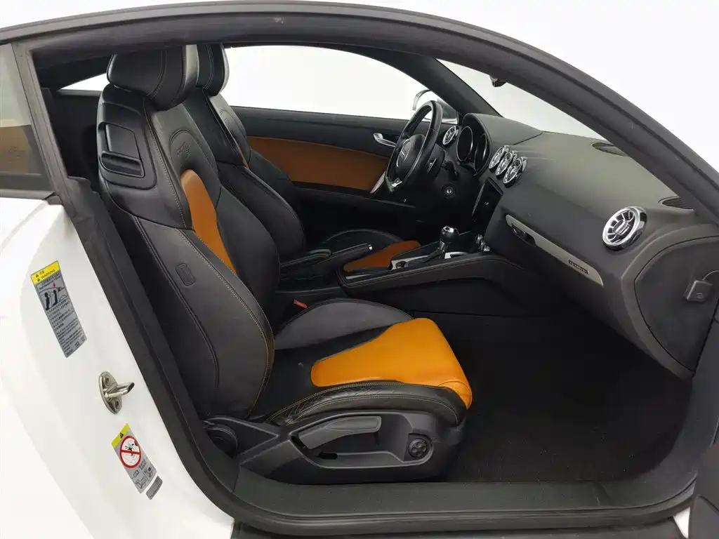 Audi TTS 2013 TTS Coupe 2.0TFSI quattro фото 23
