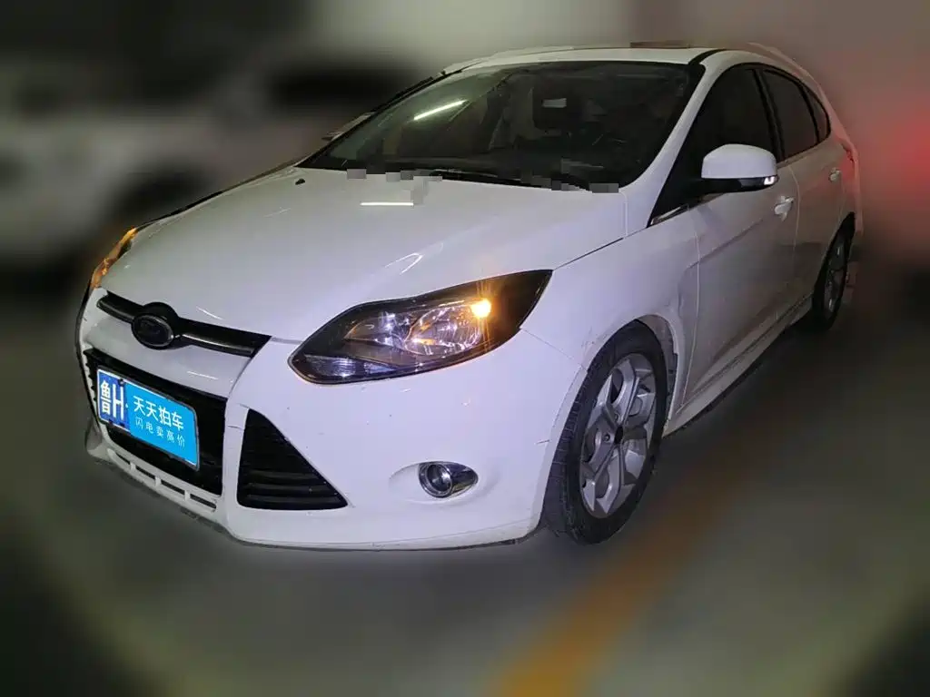 Фото 1 - Ford Focus