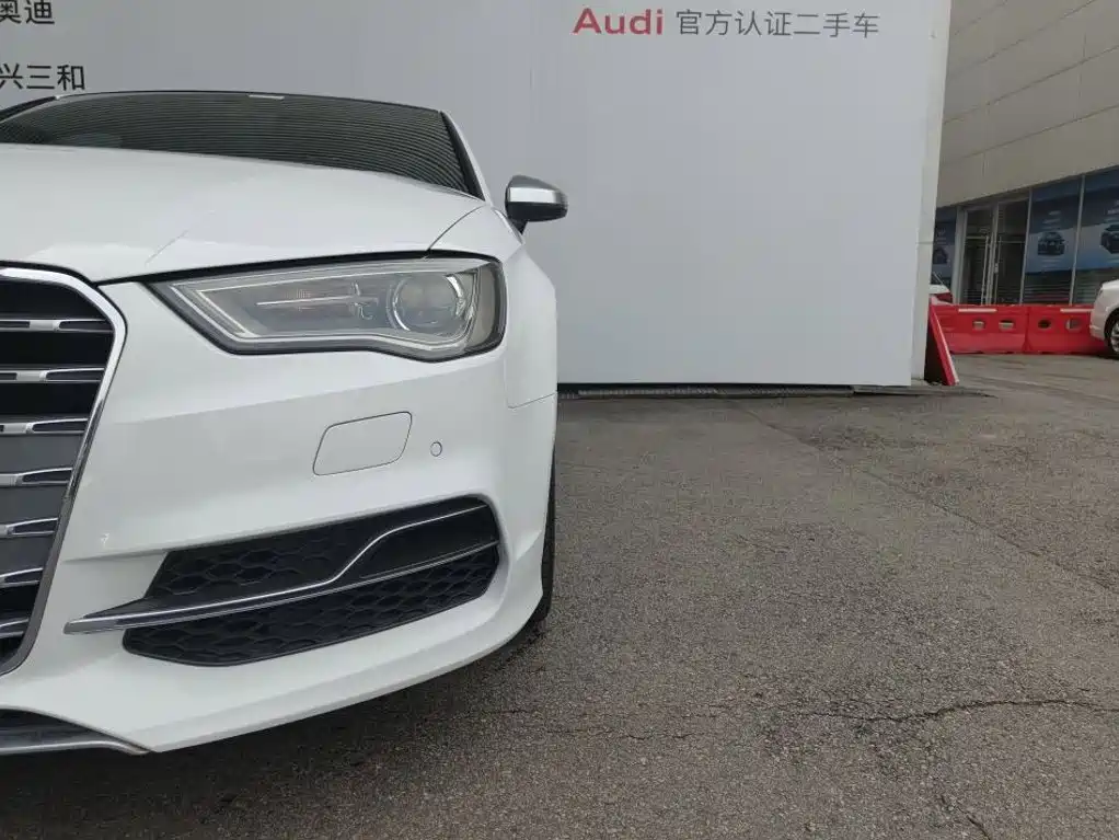Audi S3 2016 2015 S3 2.0T Limousine