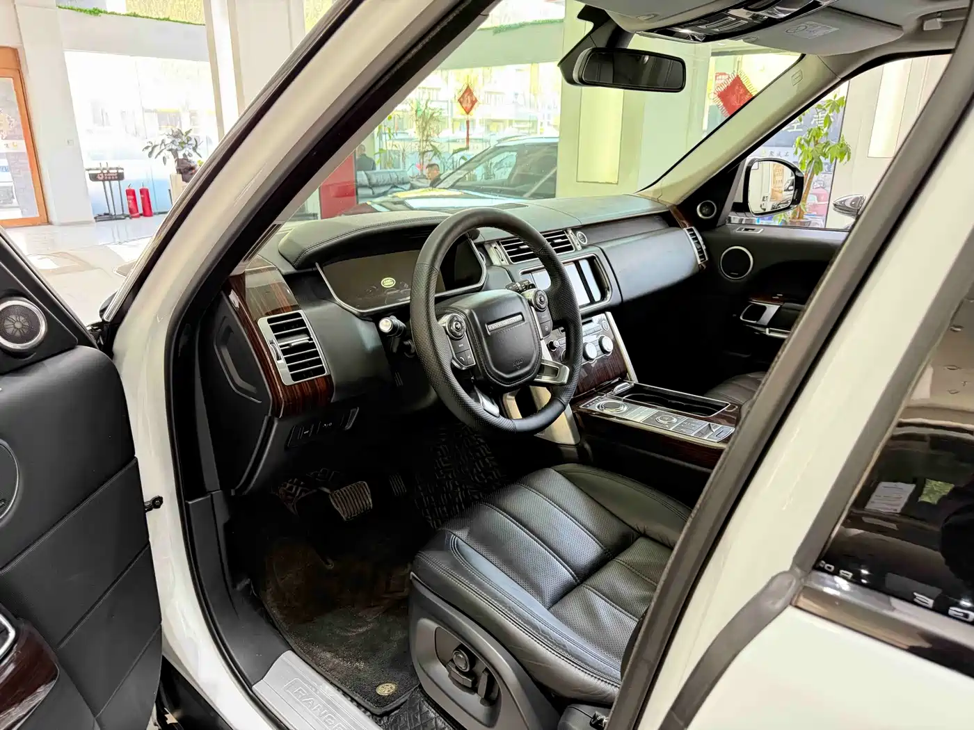 Фото 4 - Land Rover Range Rover