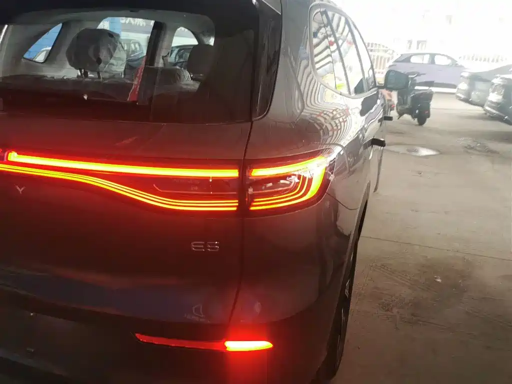Geely Galaxy Galaxy E5 2026 530km Voyager Edition фото 8