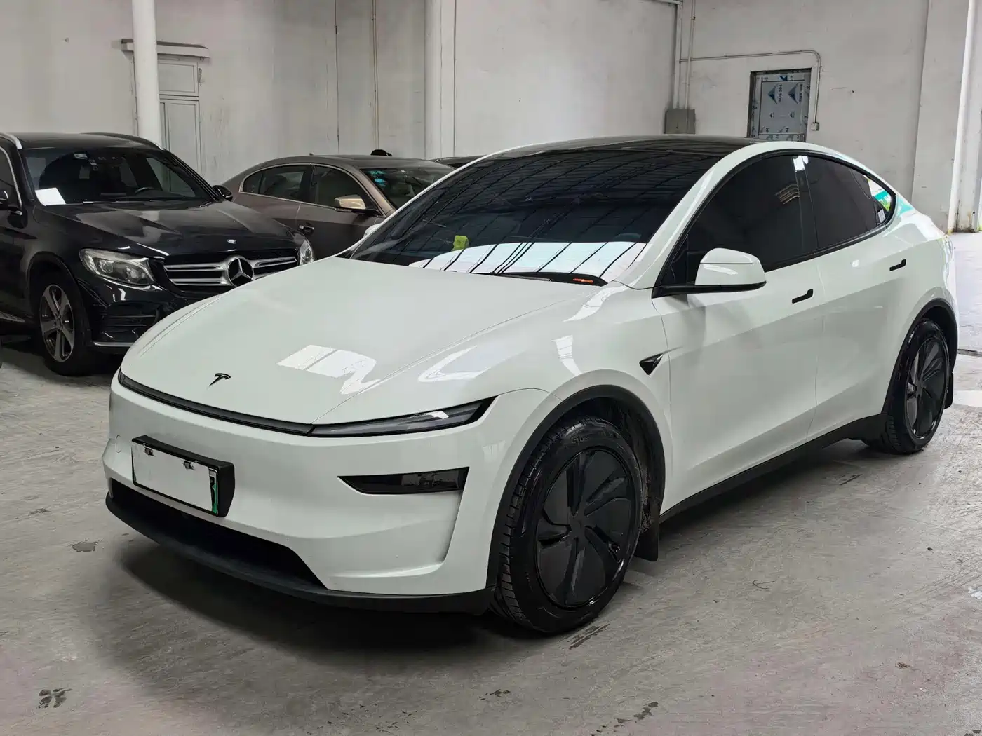 Tesla Model Y 2026 Long Range Rear-Wheel Drive