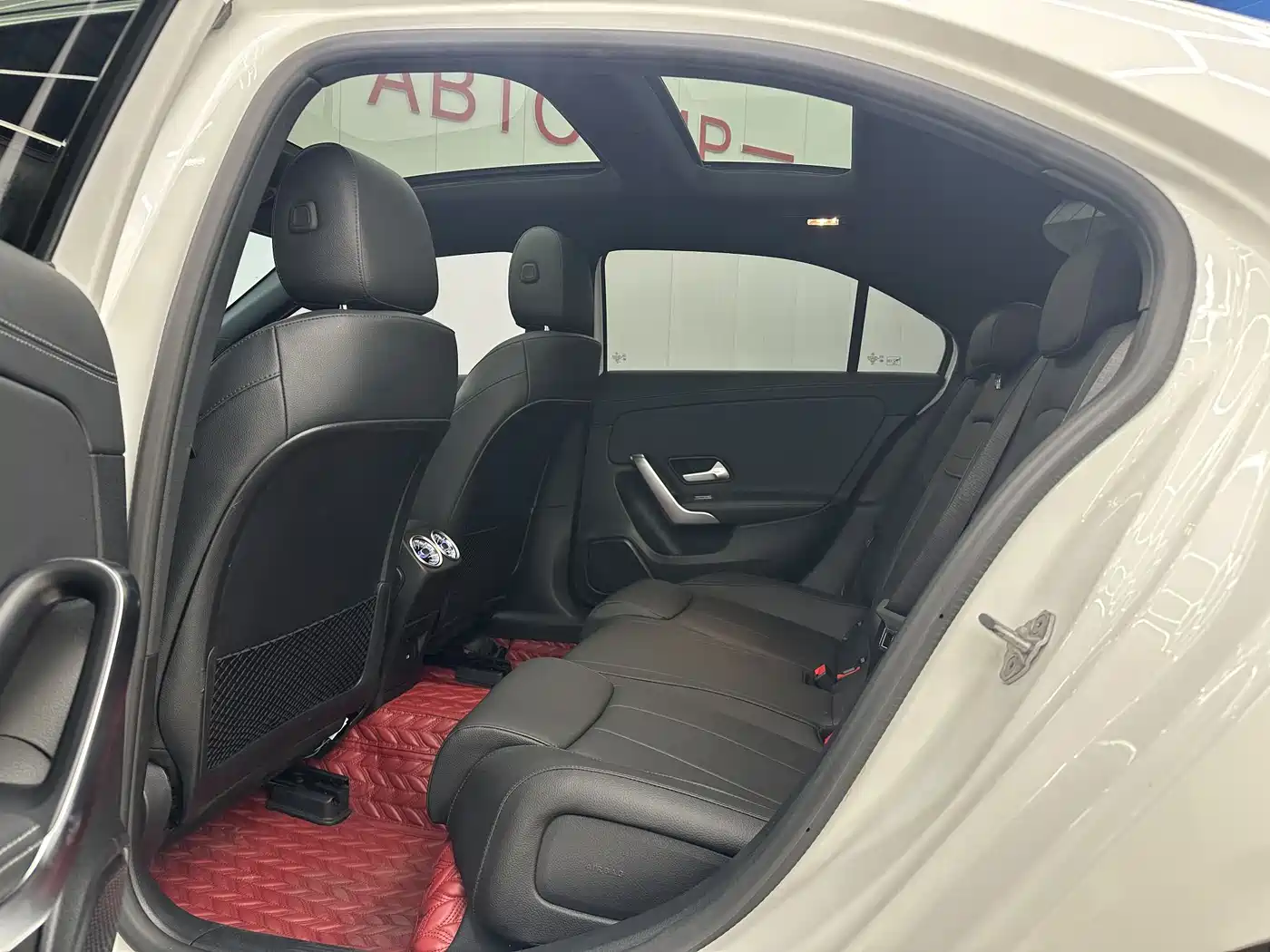 MERCEDES-BENZ A CLASS