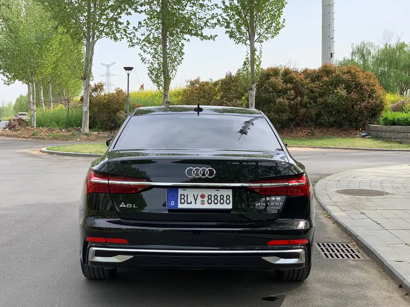 Audi A6L 2025 45 TFSI quattro Premium Sport фото 13