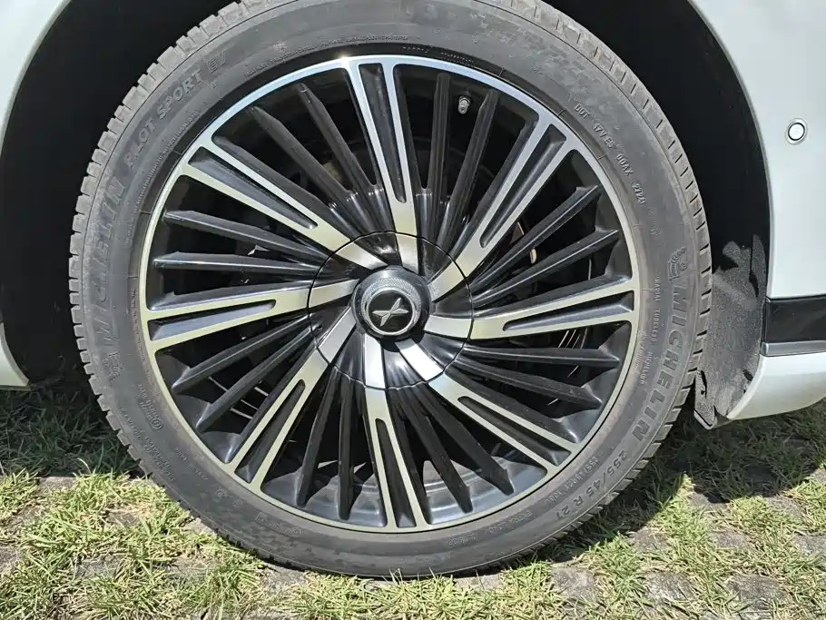 XPeng G9 2023 2022 702 Pro