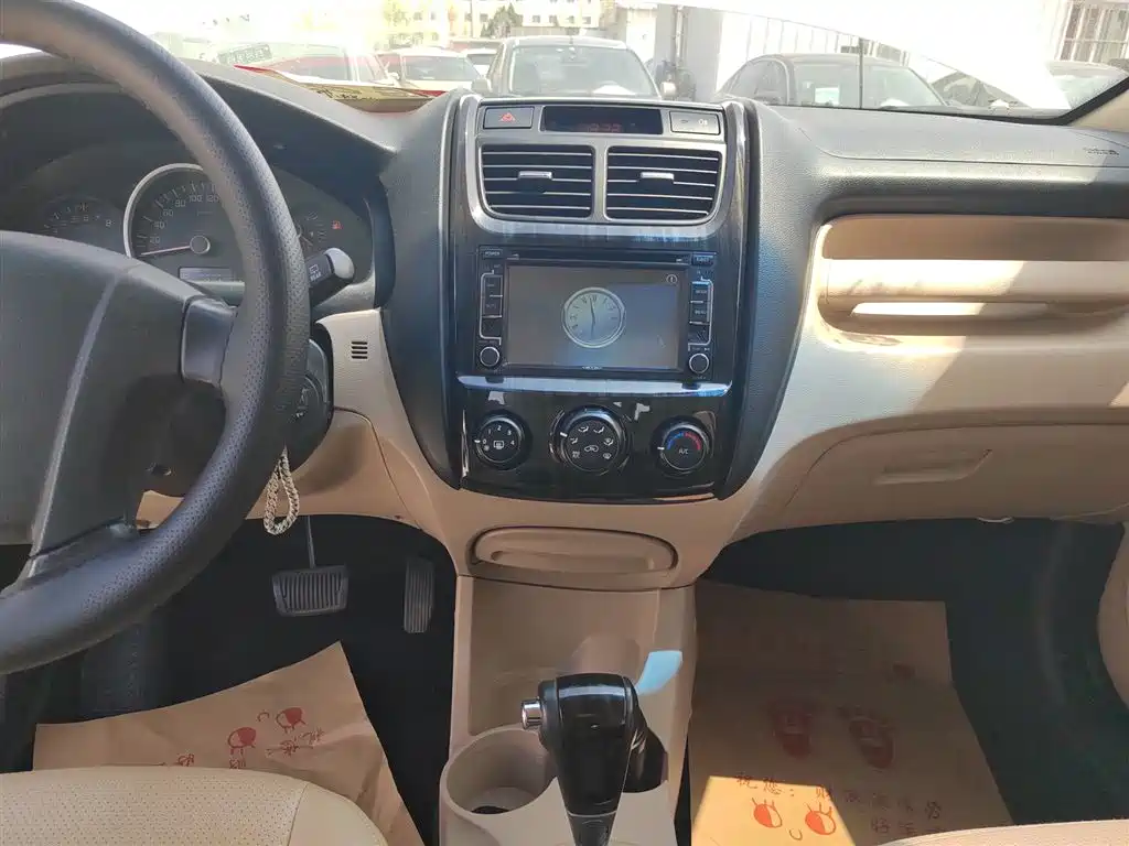 Kia Sportage 2013 2.0L Automatic 2WD GL фото 13