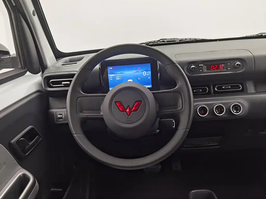 Wuling Motors Wuling Zhiguang NEV 2025 2025 Model 305km Base Version