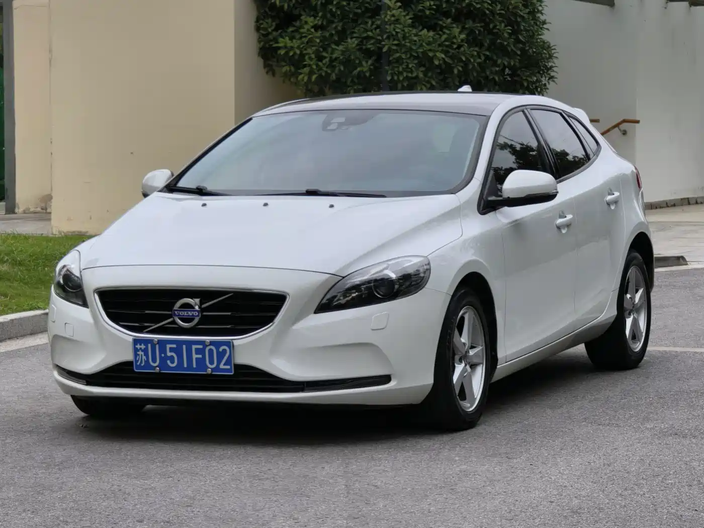  Volvo Volvo V40 2016 T3 Comfort Edition