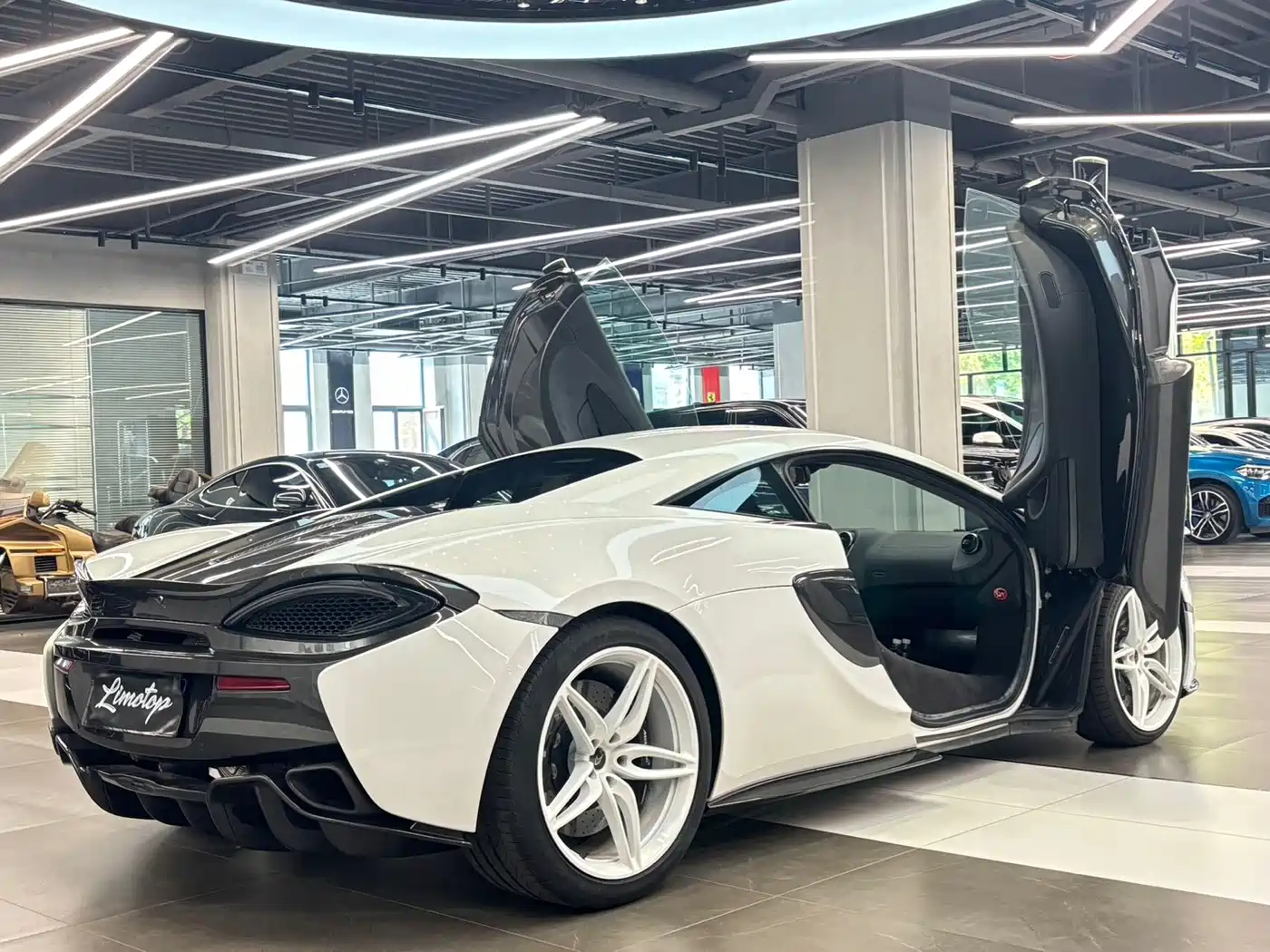 McLaren 570 2016 2015 570S 3.8T Coupe