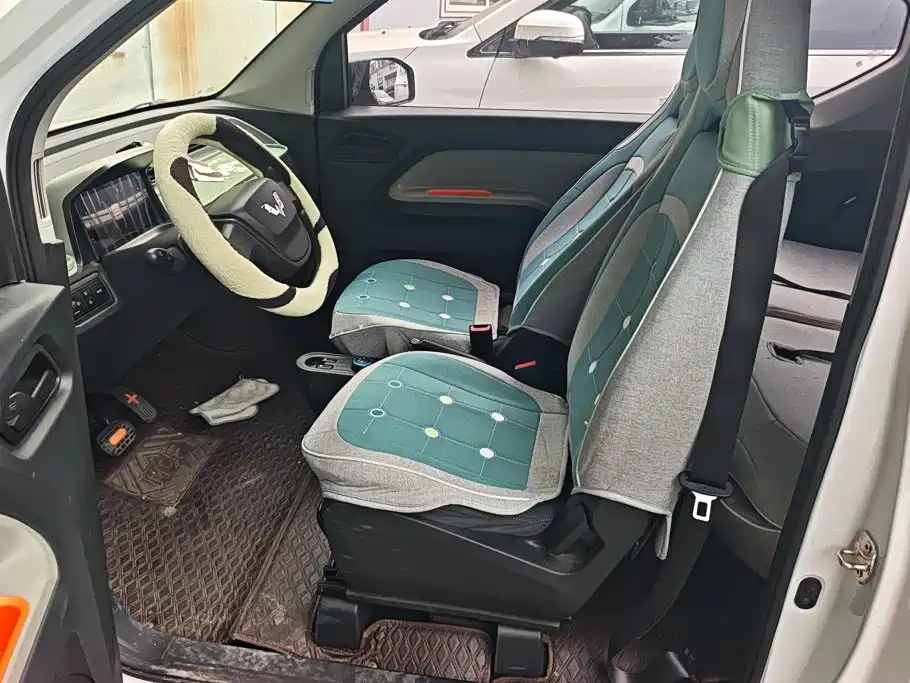 Фото 9 - Wuling Motors Hongguang MINIEV