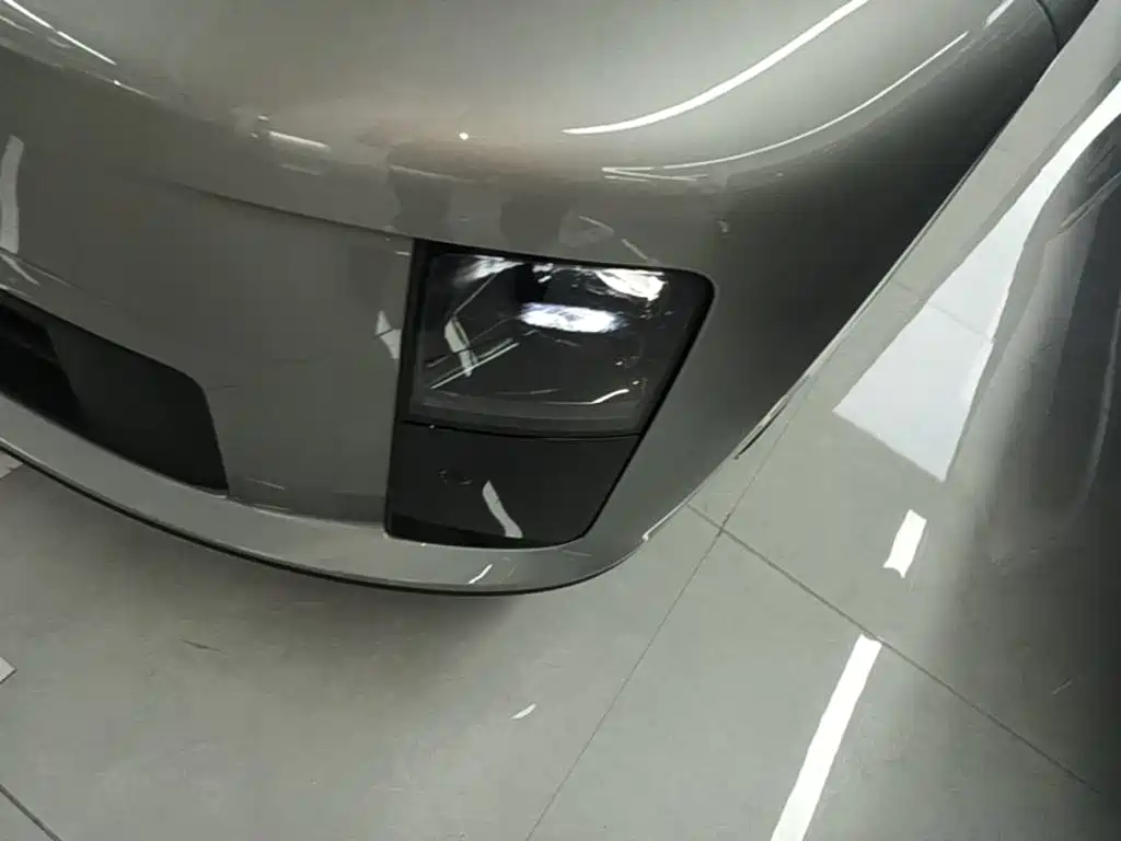 Li Auto i6 2026 2025 4WD Base Model