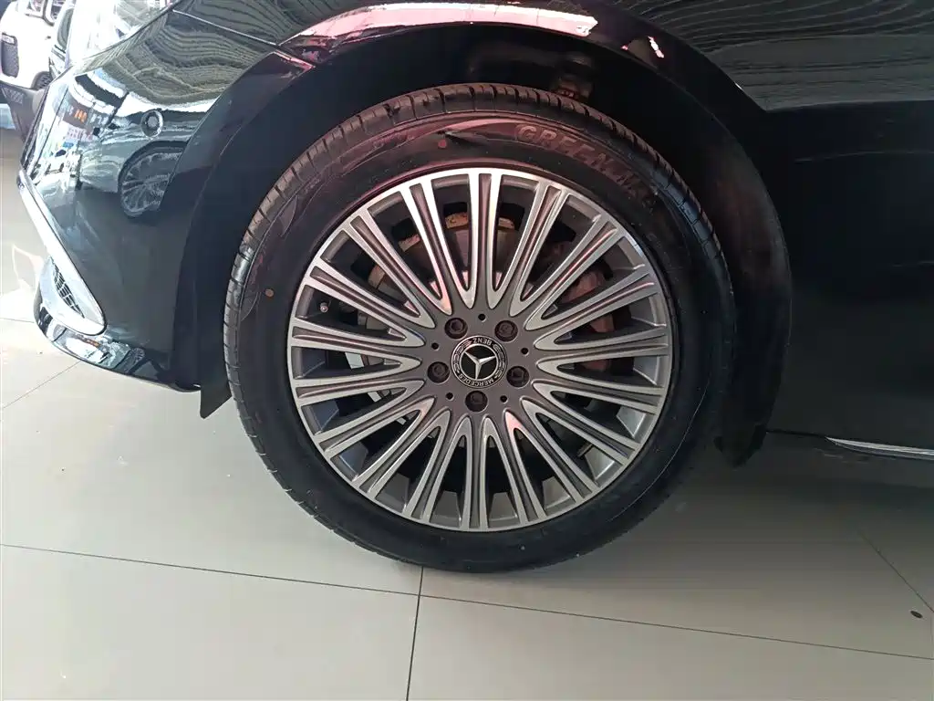 Mercedes-Benz E-Class 2018 Facelift E 200 L фото 25