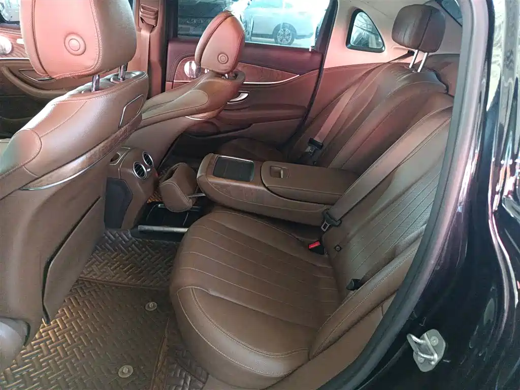 Mercedes-Benz E-Class 2018 Facelift E 200 L фото 13