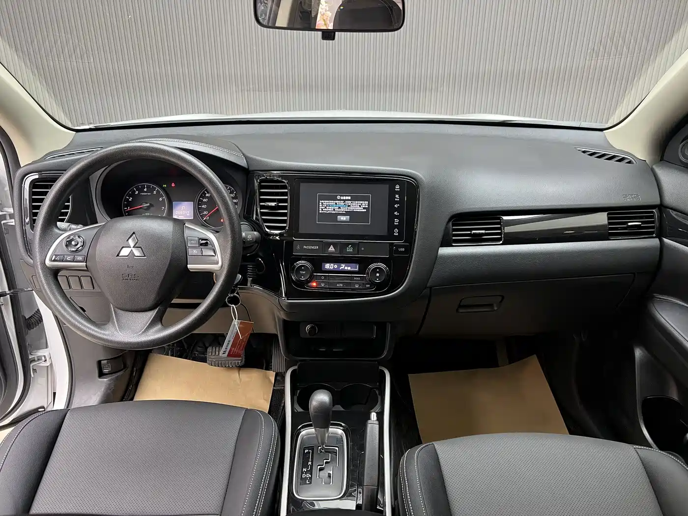 Mitsubishi Outlander 2023 2021 Facelift 2.0L 2WD Comfort Edition 5-Seater