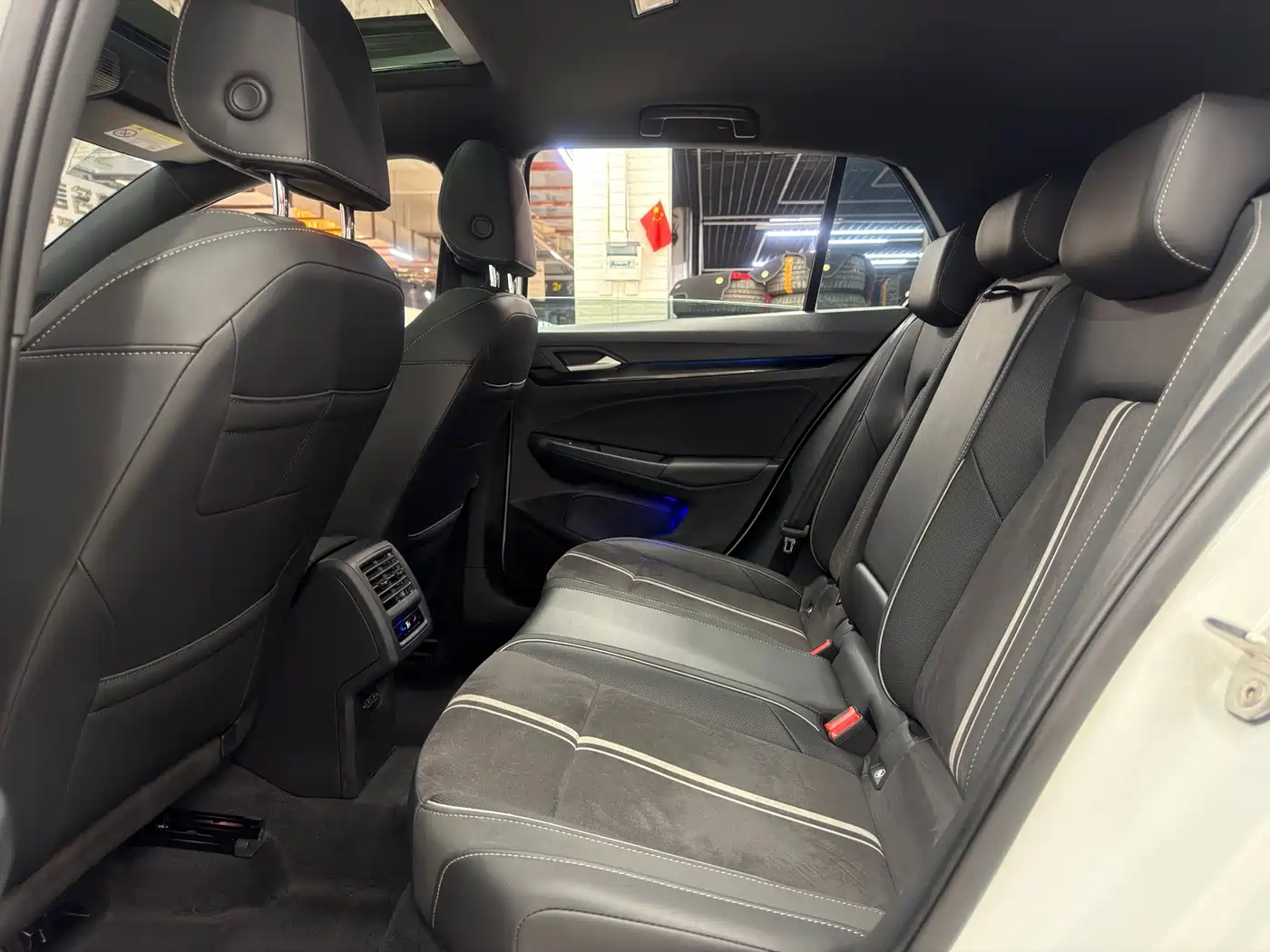  Volkswagen Golf 2023 Facelift 280TSI DSG R-Line Lite 24