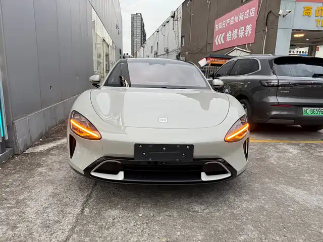 XIAOMI CAR XIAOMI SU7