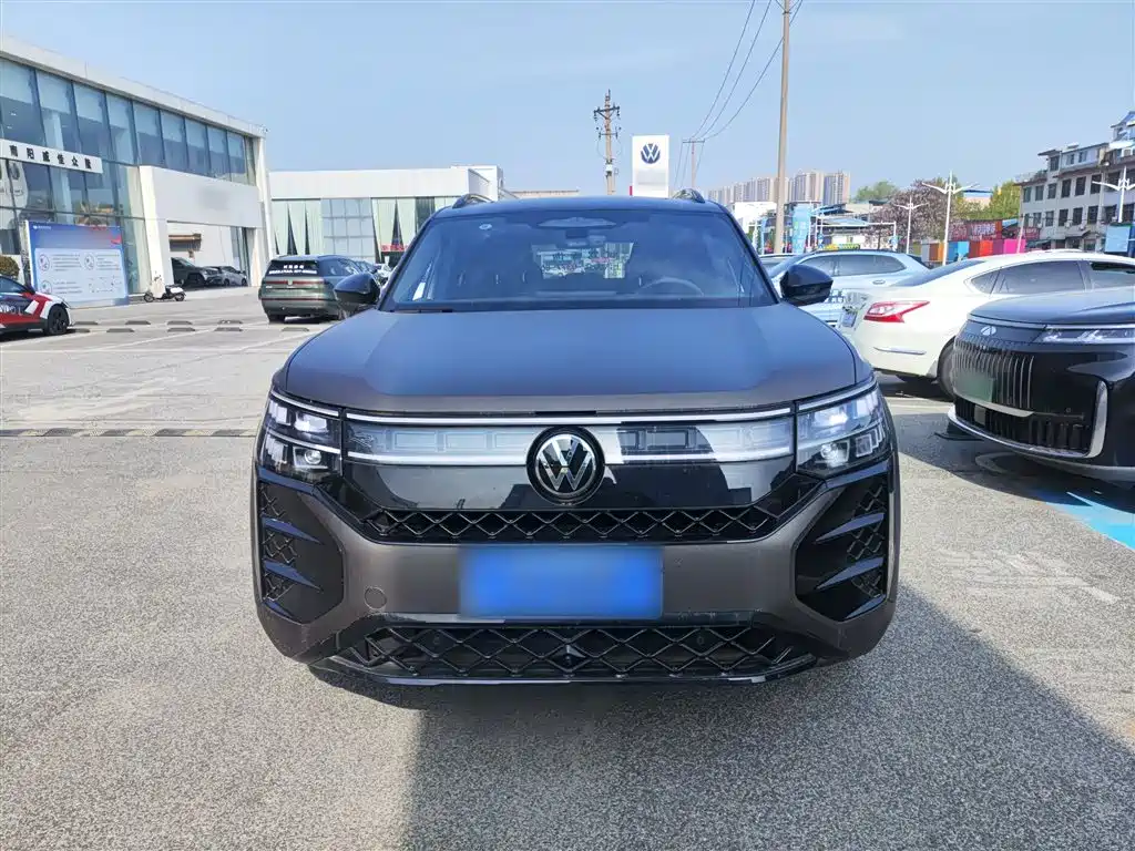 Volkswagen Teramont 2025 Teramont Pro 450TSI 4WD Summit Edition фото 3