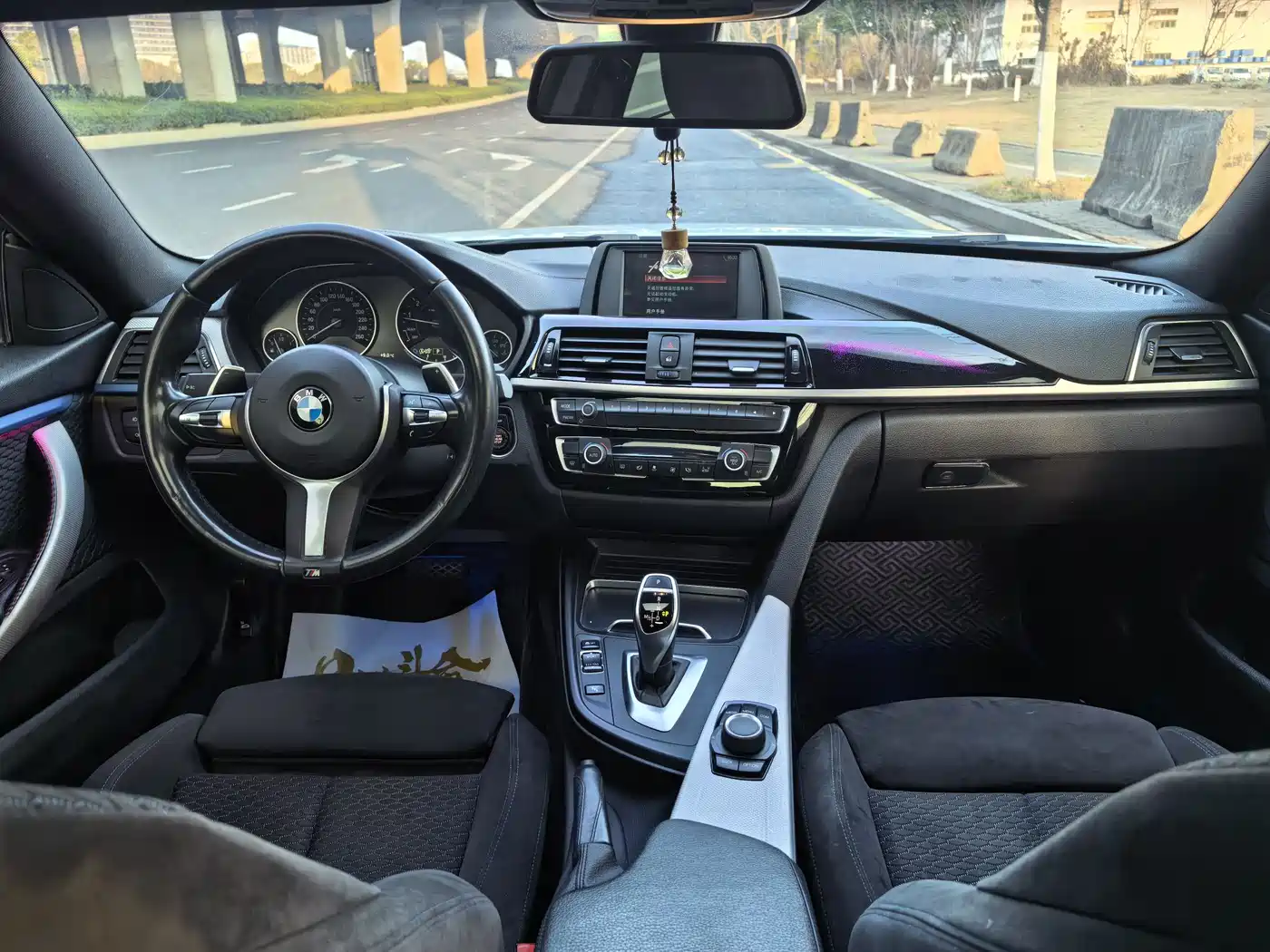 BMW 4 Series 2017 425i Gran Coupe Leading M Sport Package фото 9