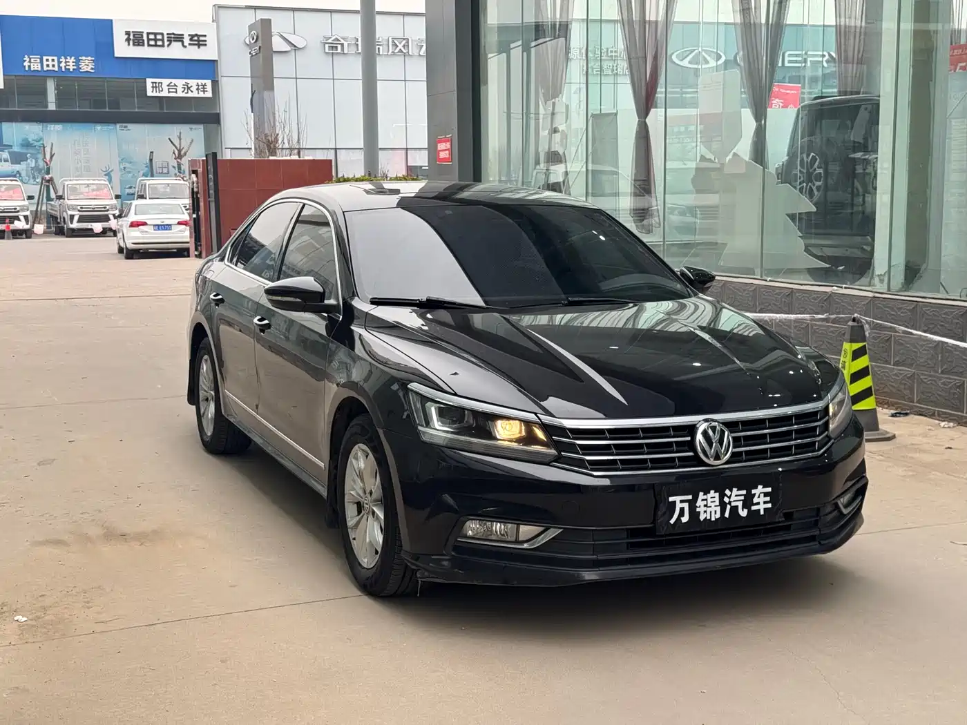 Volkswagen Passat 2017 330TSI DSG Prestige фото 3