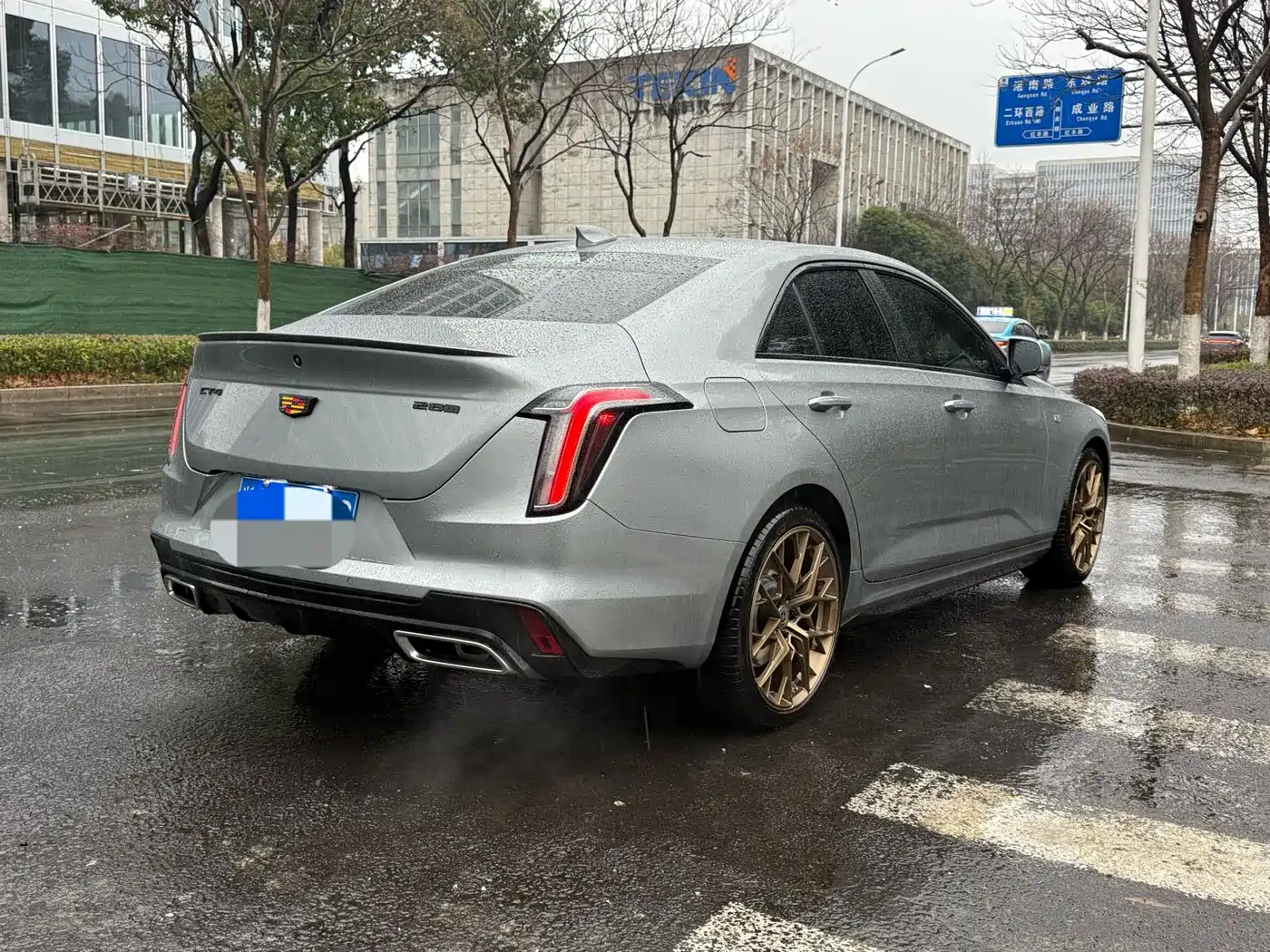 CADILLAC CT4