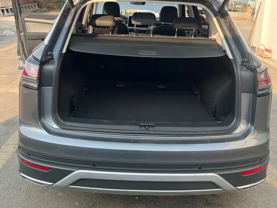 Volkswagen Tayron 2023 330TSI 2WD Luxury Plus Advanced Edition фото 14