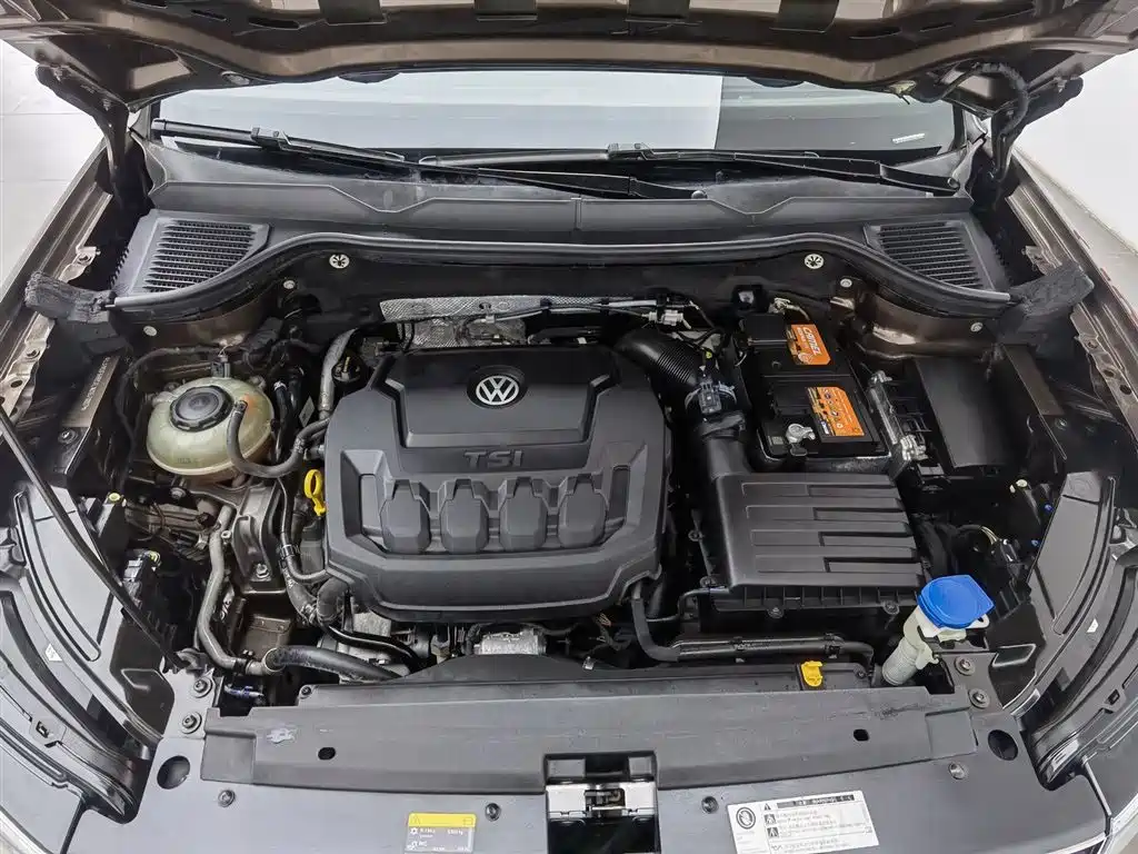 Volkswagen Tharu 2020 Facelift 330TSI 4WD Luxury PLUS Edition China VI фото 6