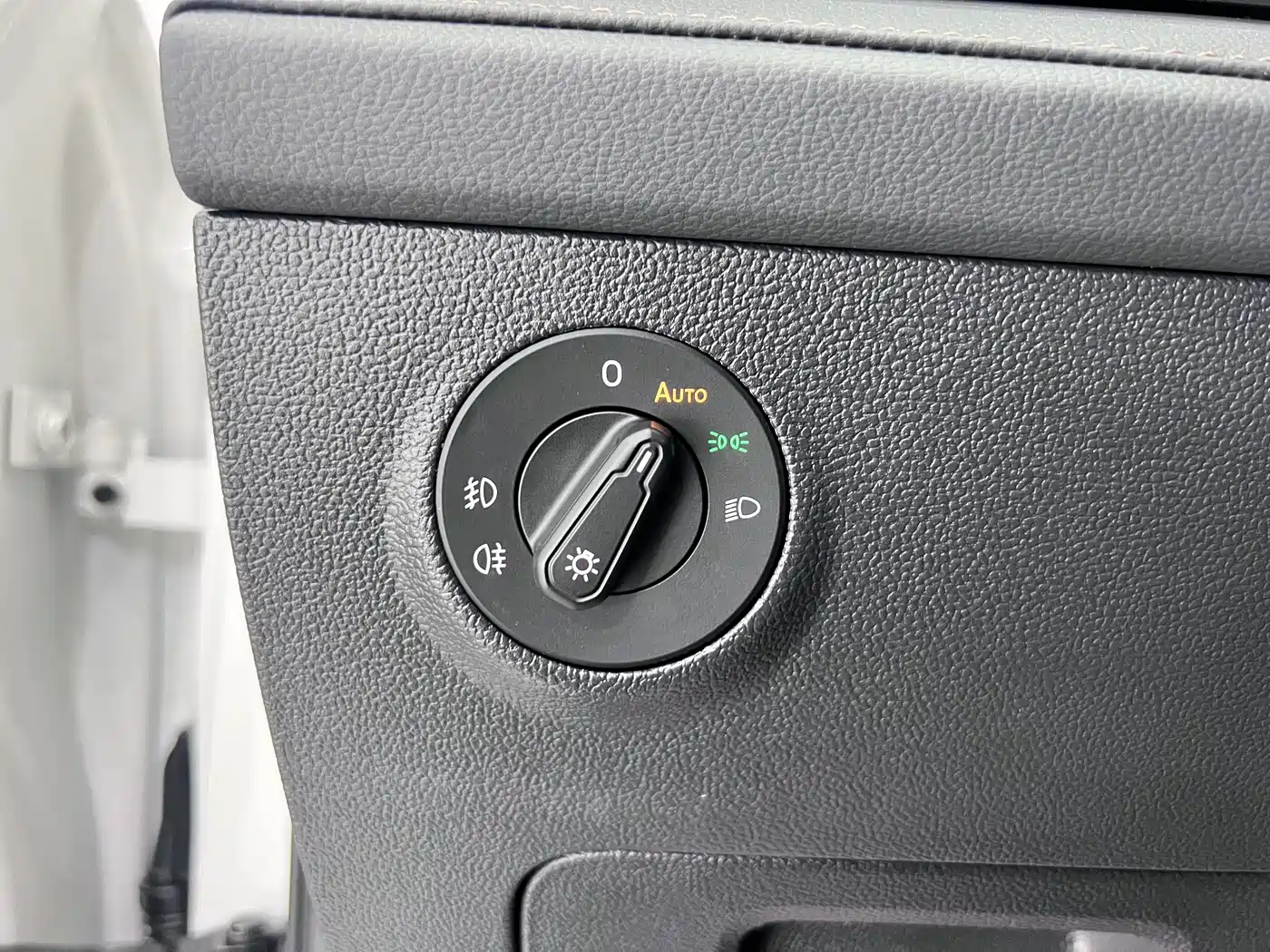 Volkswagen Tharu, миниатюра 10