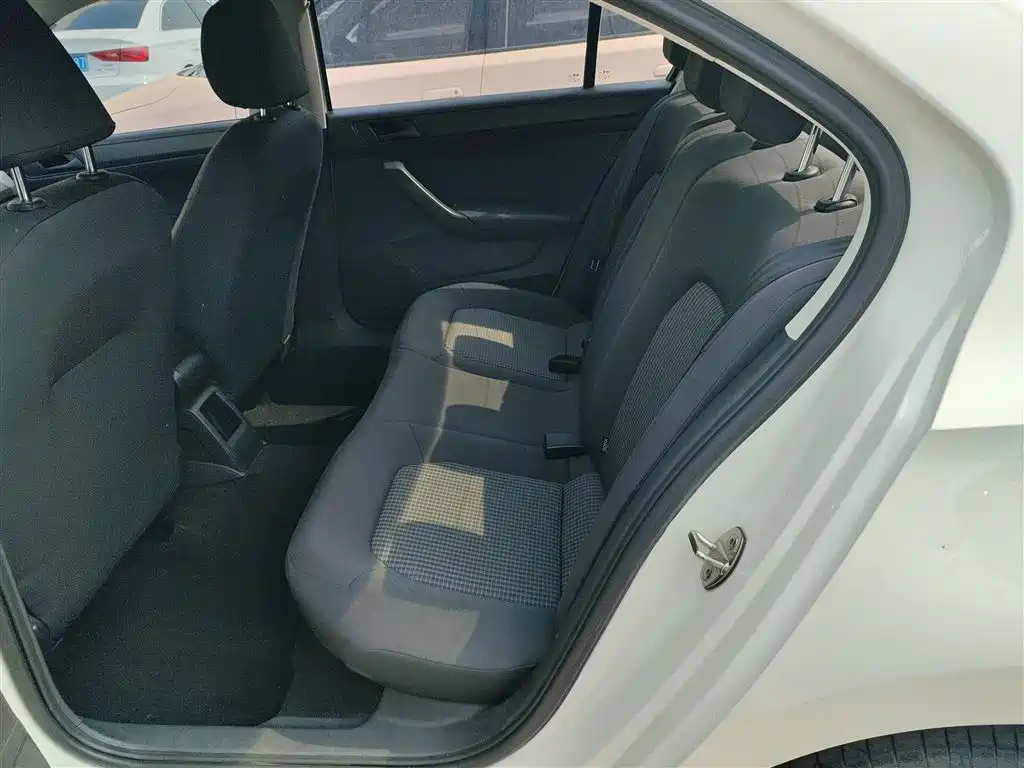 Volkswagen Santana 2018 1.5L Manual Trend Edition фото 17
