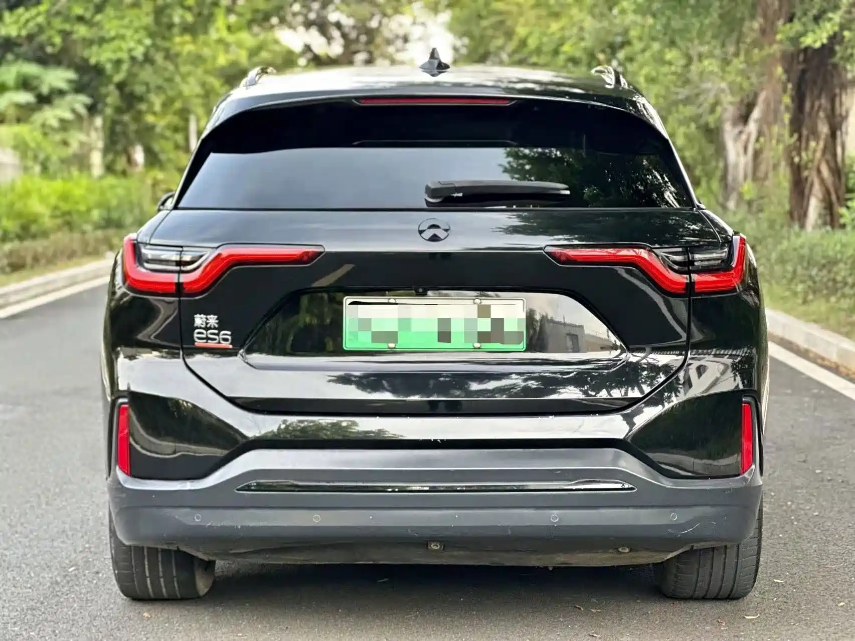 Фото 2 - NIO ES6