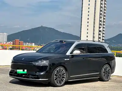 AITO M9